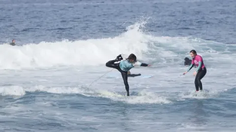 Ocean Life Tenerife Surf School - Playa De Las Americas, Tenerife