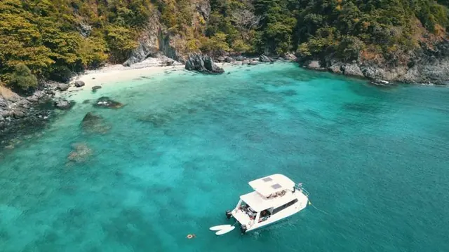 Phuket Dive Tours - Patong Dive Center, Phuket